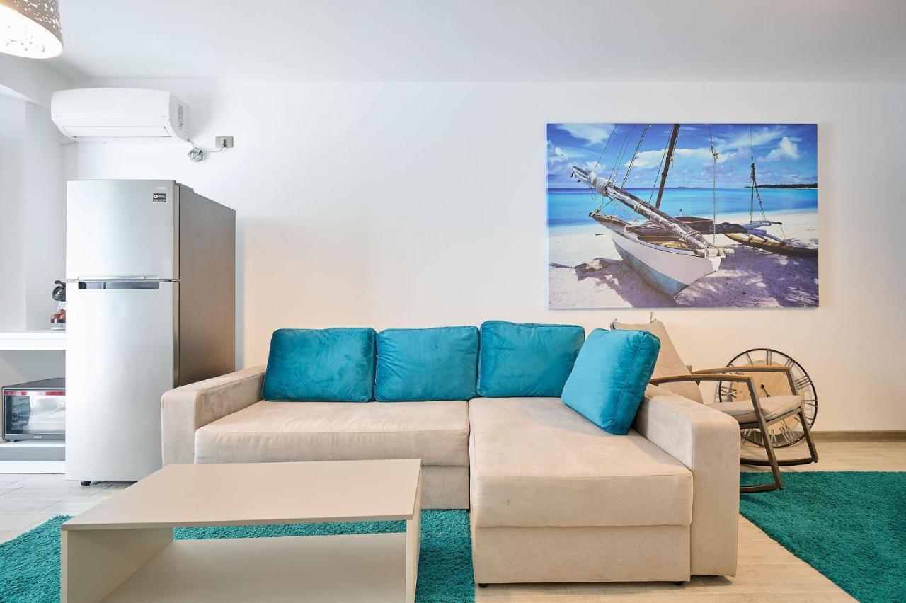 Azurre Apartment Spa And Pool Beach Resort Mamaia Exterior photo